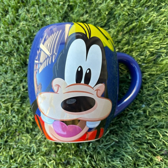 Disney Other - Disney’s Goofy 20oz Coffee Mug